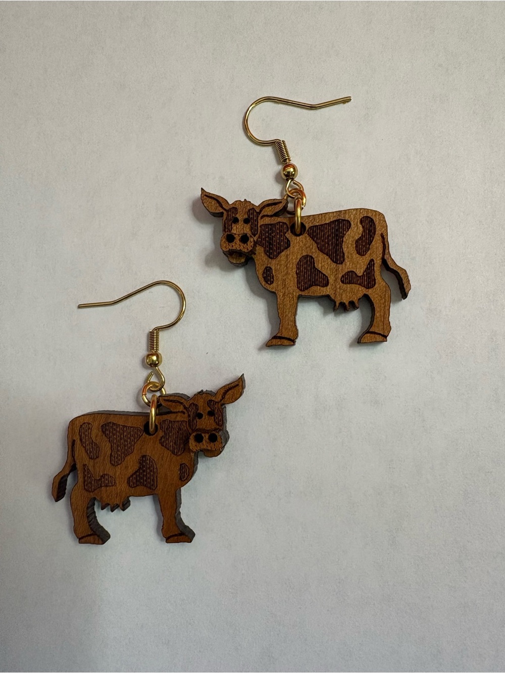 Vintage Laser Cut Wood Dangle Earrings - Brown